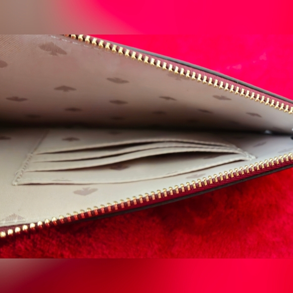 Kate Spade Staci L-Zipper Saffiano Leather Deep Berry/ Burgundy Wristlet - Picture 7 of 8